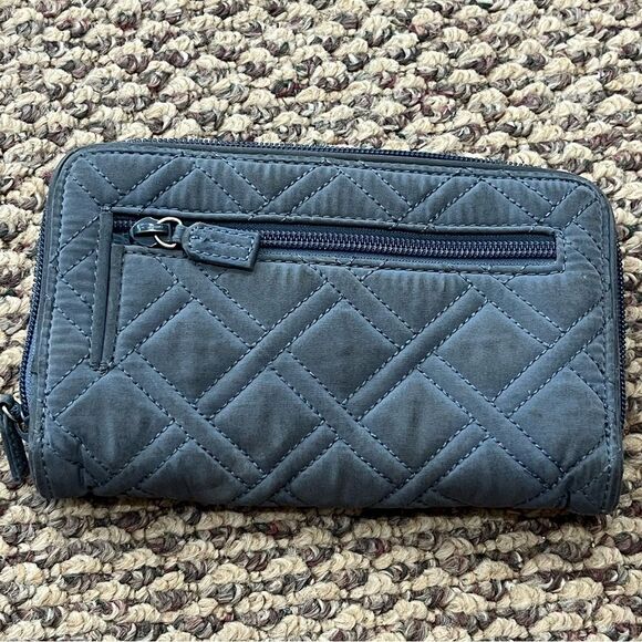 Vera Bradley Turnlock Wallet Gray Microfiber Zip Around Change Pouch Classic - Picture 2 of 7